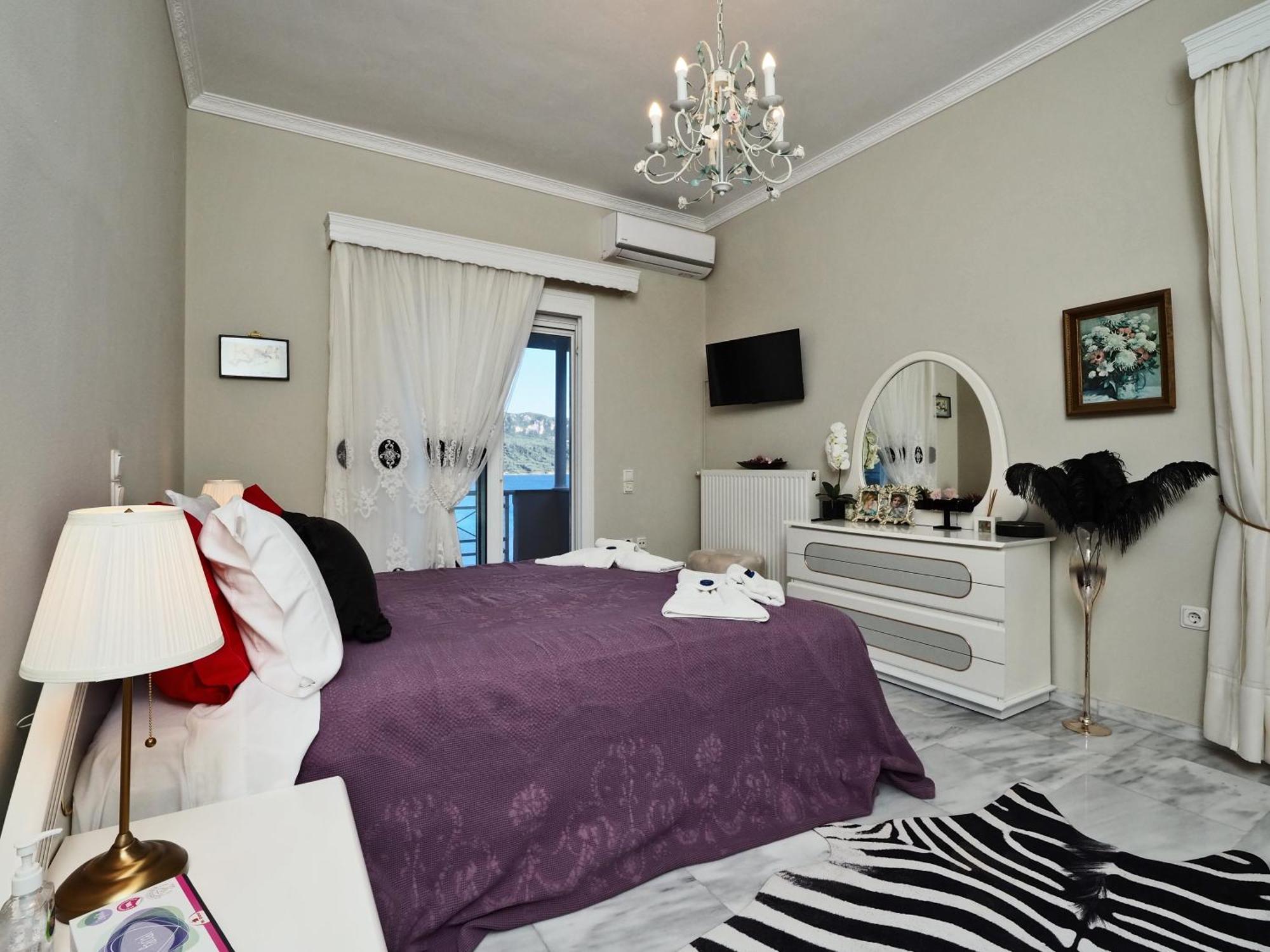 Villa Euphoria Apts Afión المظهر الخارجي الصورة